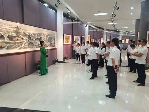 固本強基揚正氣 各部門組織職工參觀廉潔主題展并開展文化藝術(shù)交流